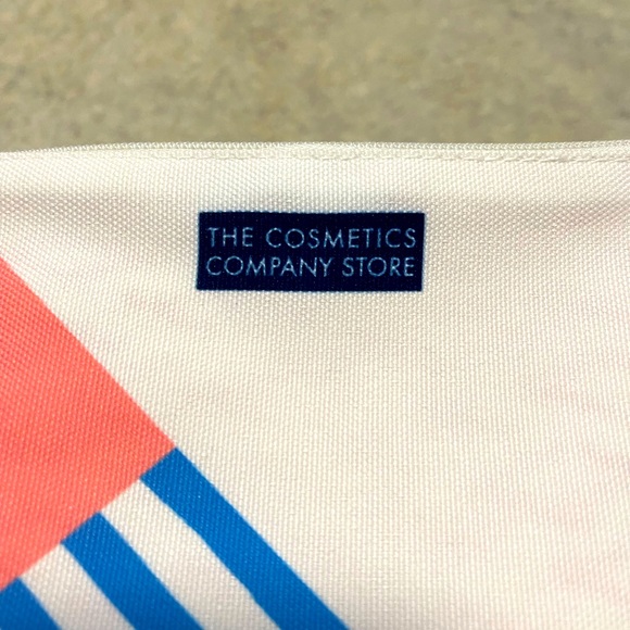 Brand New The Cosmetics Company Store Top Zip Make Up case In Multicolors - Picture 2 of 7